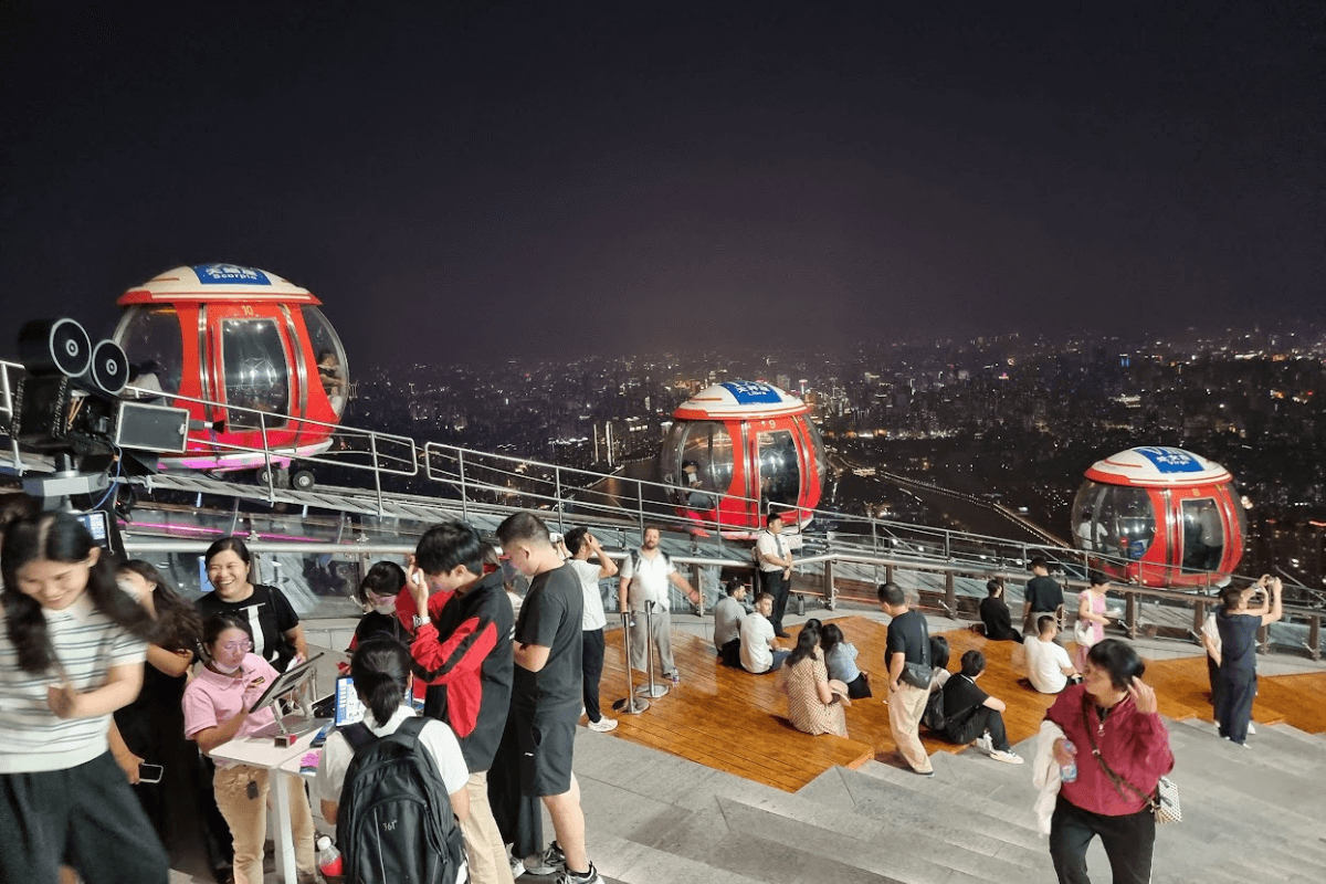 Výhľad z Canton Tower, ktorú sme navštívili počas veľtrhu Canton Fair (zdroj: vlastné).